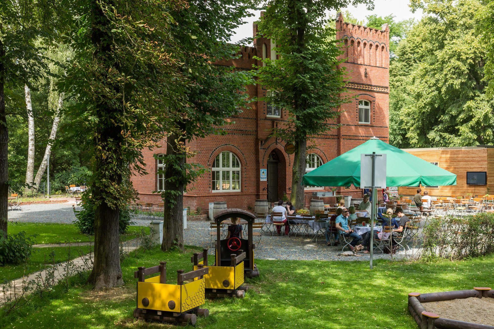 Landhaus Dessau Luaran gambar